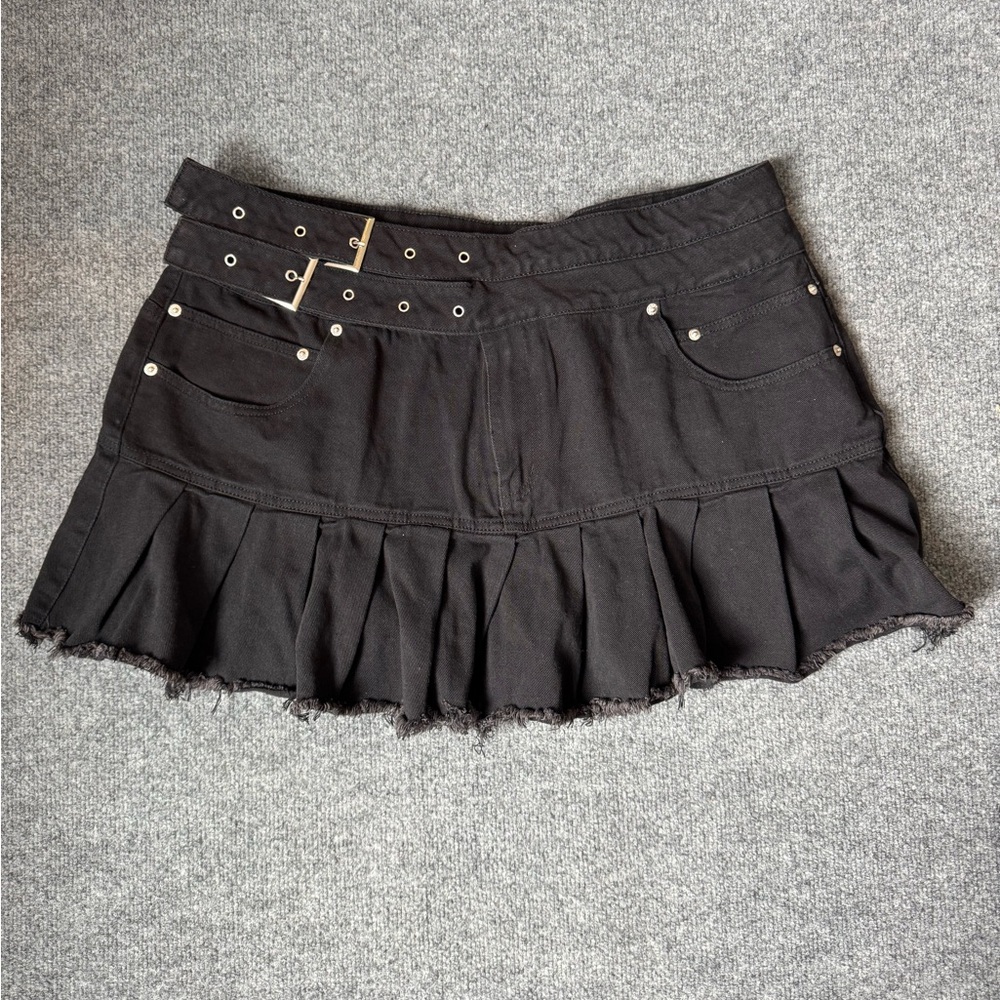 Black Pleated Mini Denim Skirt